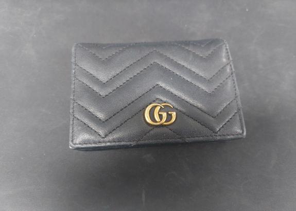 구찌지갑, 신분증, 토스카드