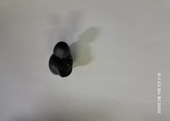 무선이어폰(왼쪽)