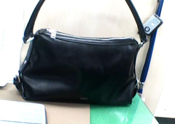 검은색 가방 (숄더백, 일본여권 등)